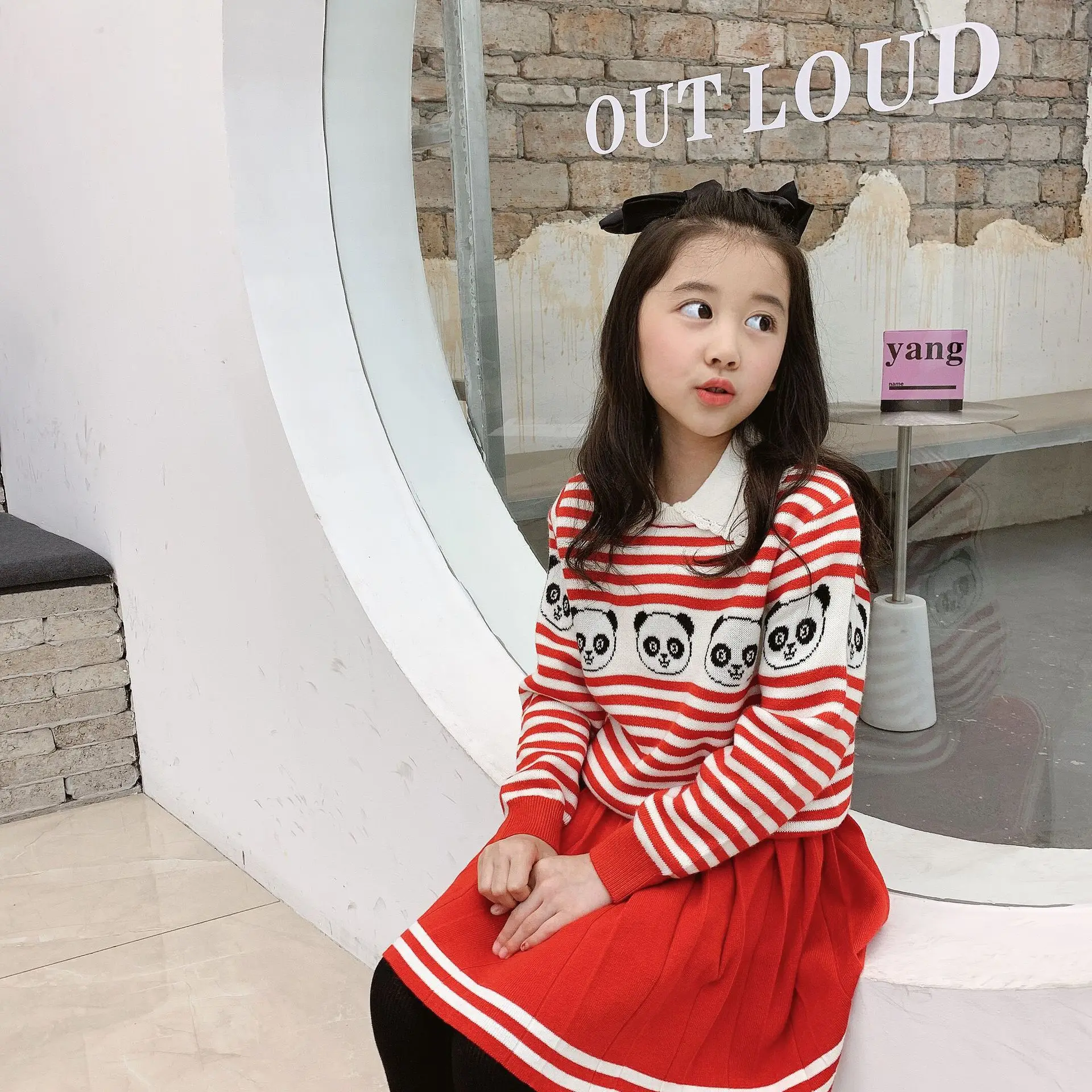 

baby girls clothes sweet girls 2pcs cloting Red striped cartoon panda print girl sweater + red skirt 2pcs set