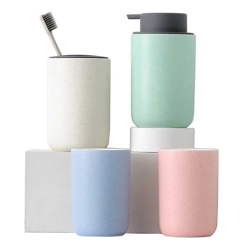 Набор керамических принадлежностей для ванной комнаты из четырех или пяти шести