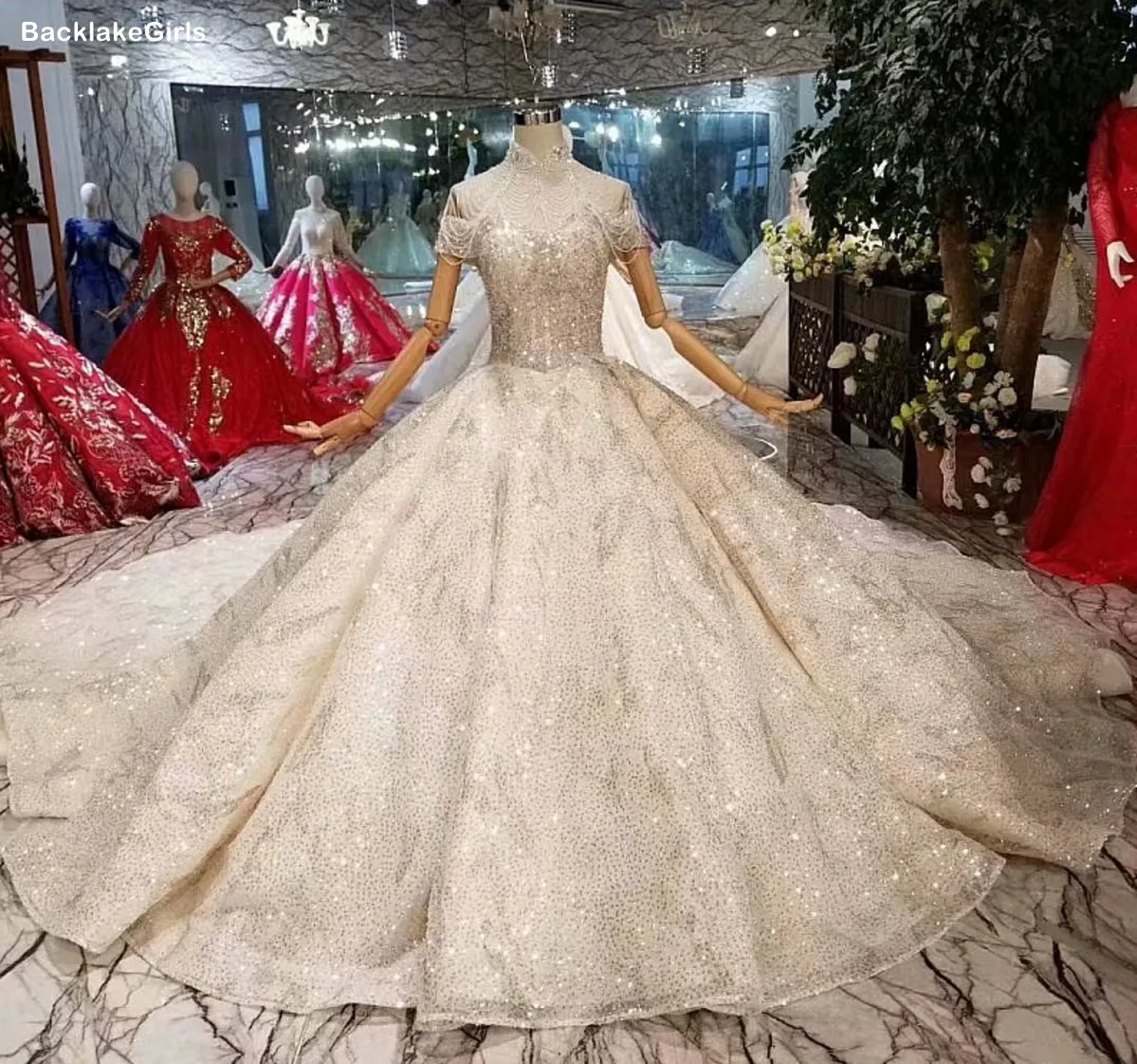 Vintage Wedding Dresses Capped Sleeves High Neck Beading Tassel Bride Dress With Long Train Vestido Casamento Civil | Свадьбы и