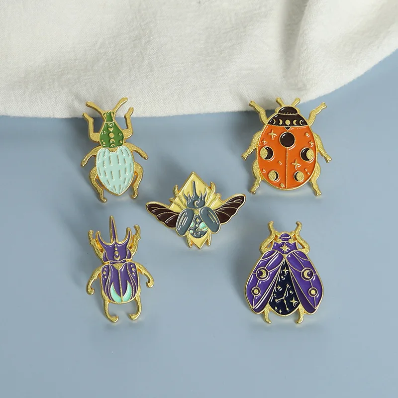 

Fashion Cartoon Cute Beetle Coccinella Brooch Kids Girls Clothes Accessories Black Yellow Enamel Pin Birthday Gift Jewelry