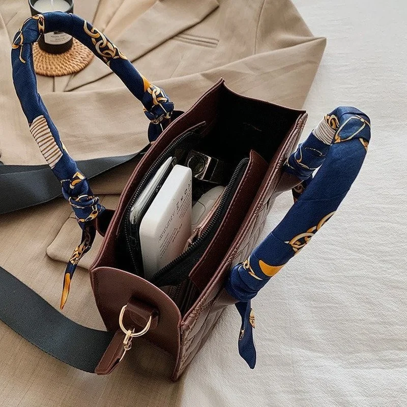 

Zipper Off White Leather Bag Fashion Women's Bag Crossbody Rhombus Embroidery Thread Messenger Ribbon Portable Handbag Shoulder