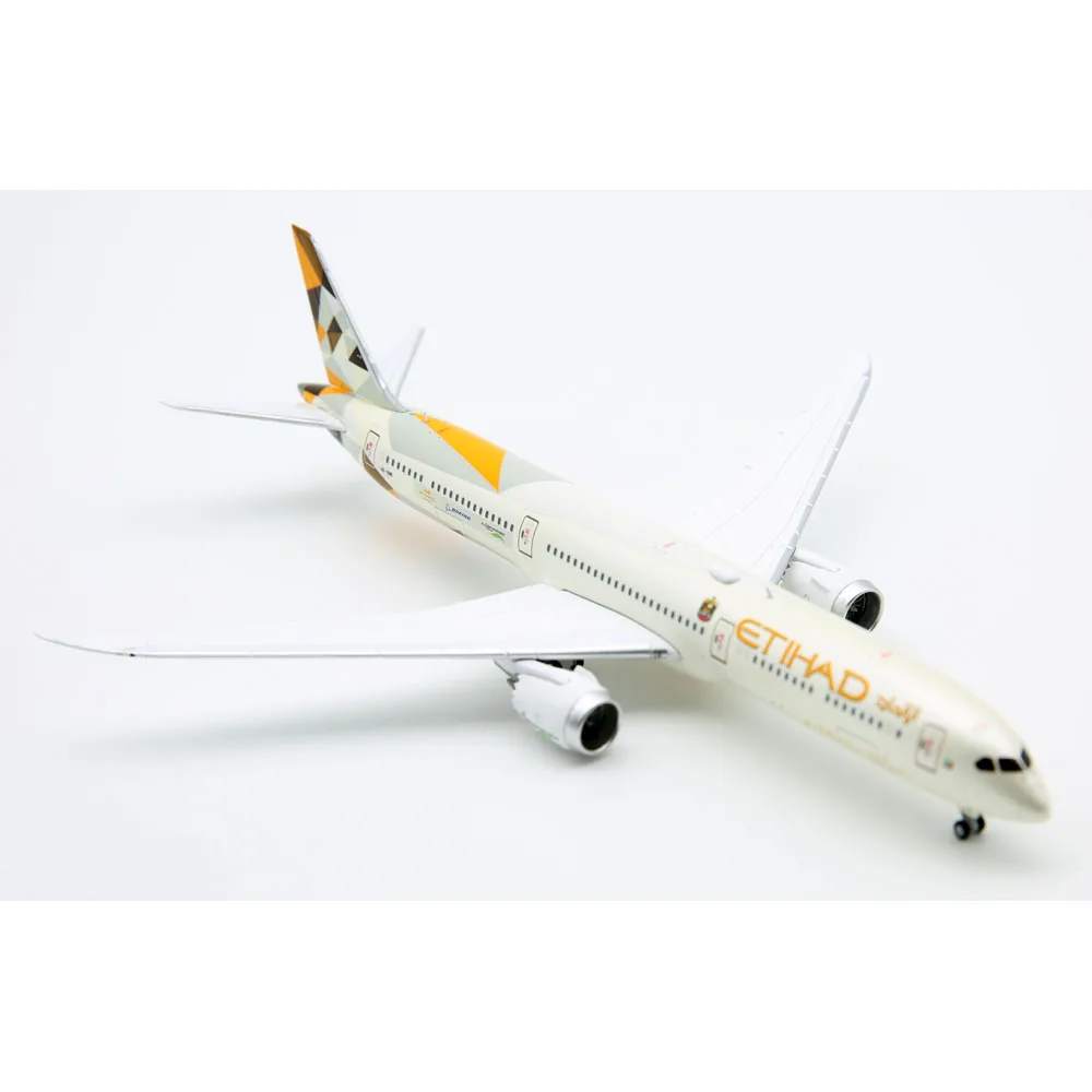 Коллекционный самолет из сплава модель летательного аппарата 1:400 искусственного