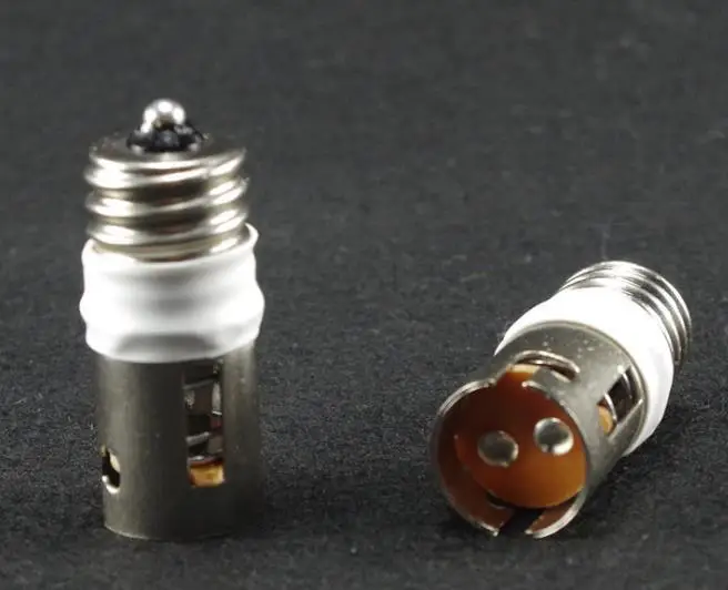 

e17 to ba15d lamp holder converter