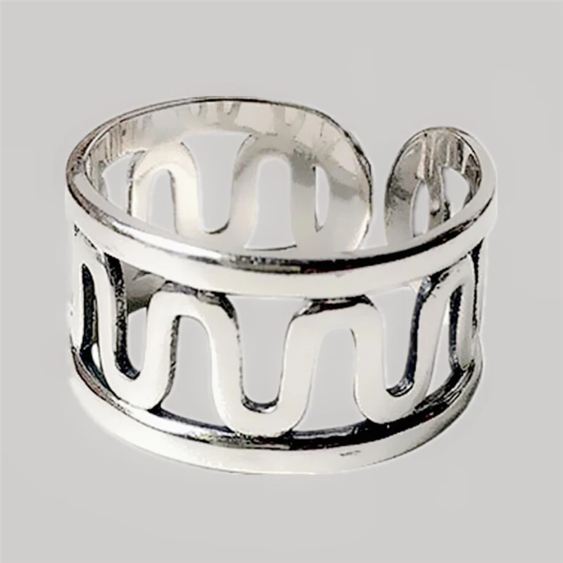 

Sole Memory Hollow Retro Wave Geometric Lines Silver Color Female Resizable Opening Rings SRI539