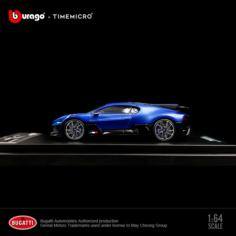 TM 1:64 Bugatti Divo синяя и черная литые модели автомобилей два цвета коллекция подарок