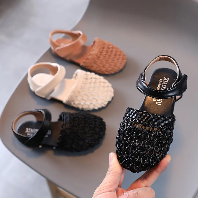 

Сандалии для девочек на плоской подошве, модные пляжные босоножки принцессы с мягкой подошвой, обувь для маленьких девочек, размеры 21-30, лет...