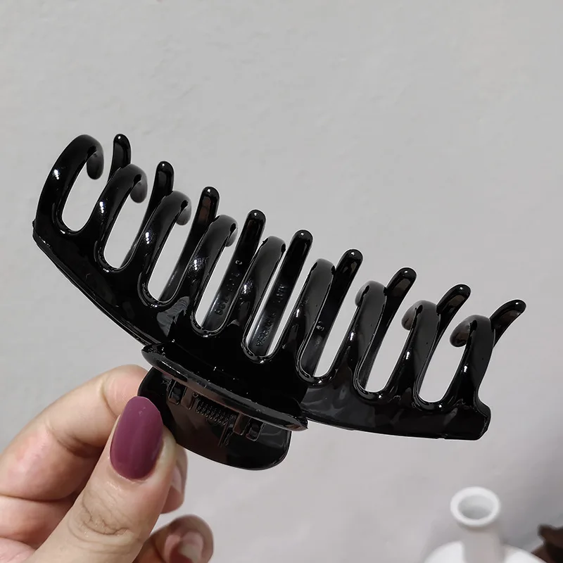 

1Pc Korean Plastic 6Colors Solid Big Hair Claws Frosted Hair Clips Hairpins Barrette Headwear for Women Girls Hair Accessories