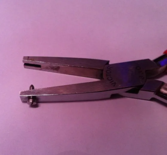 

Remove the spring forceps instrument spring disassembly use