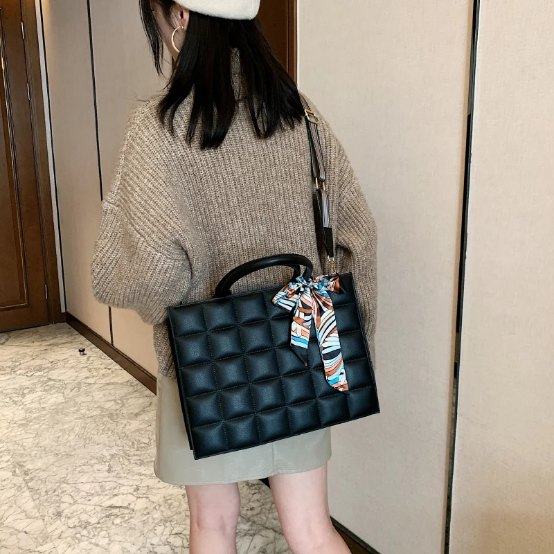 

Vintage Solid Color Quality PU Leather Crossbody Bags For Women 2020 Scarves Designer Shoulder Bag Travel Purses and Handbags