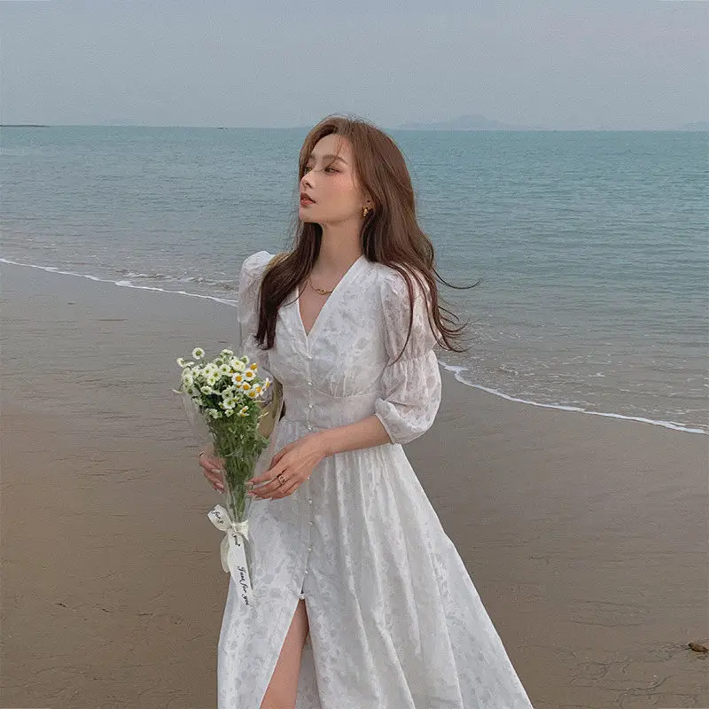 

2021 spring and summer new French tea break skirt temperament floral long bubble sleeve dress women
