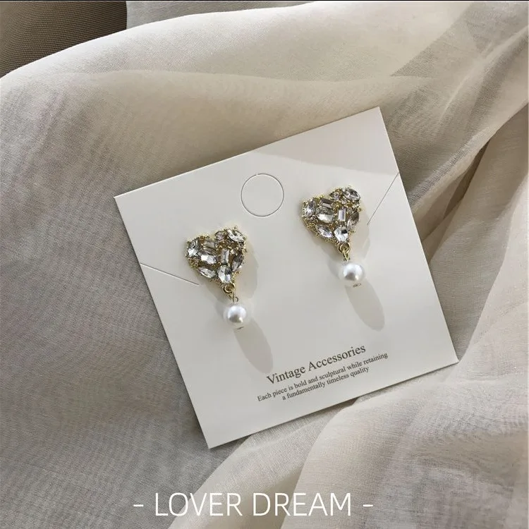 

New Korean Vintage Heart Rhinestone Earrings Hoop Earrings With Zircons For Women Pearl Hanging Earrings 2020 Fashion Jewelry