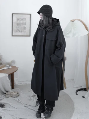 

Скрытая осенне-зимняя новая продукция дизайн ощущение японского отдела ветровка с капюшоном Женская Длинная свободная Черная куртка