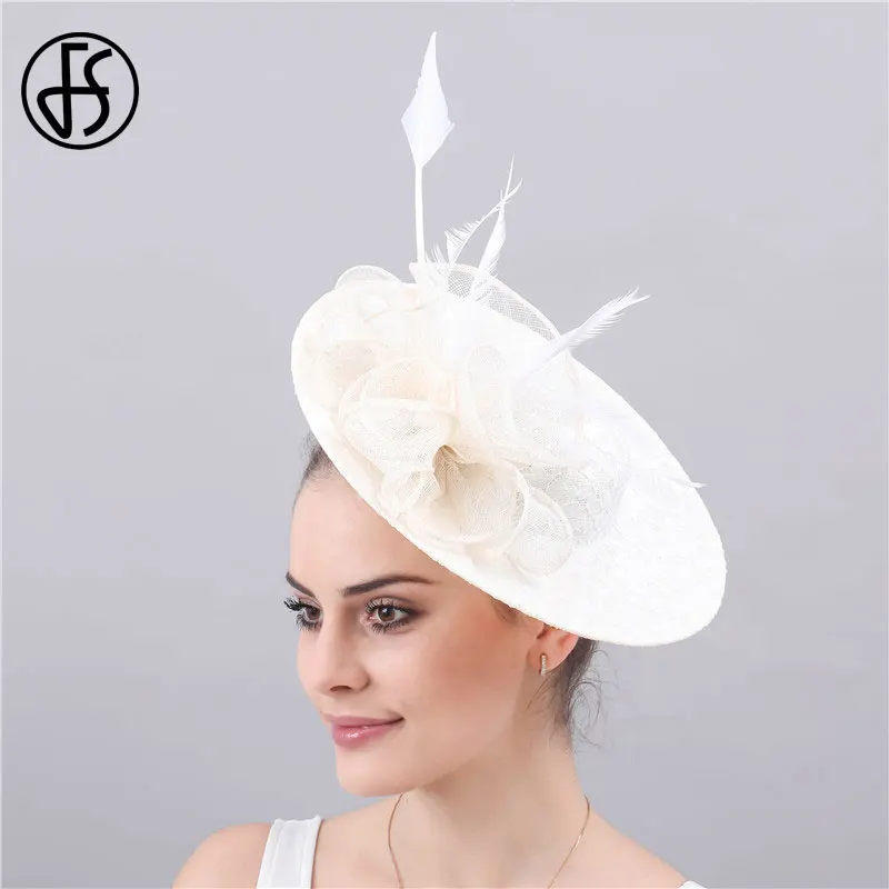 Женская шляпка с перьями FS для церкви и торжественных случаев бежевая белая