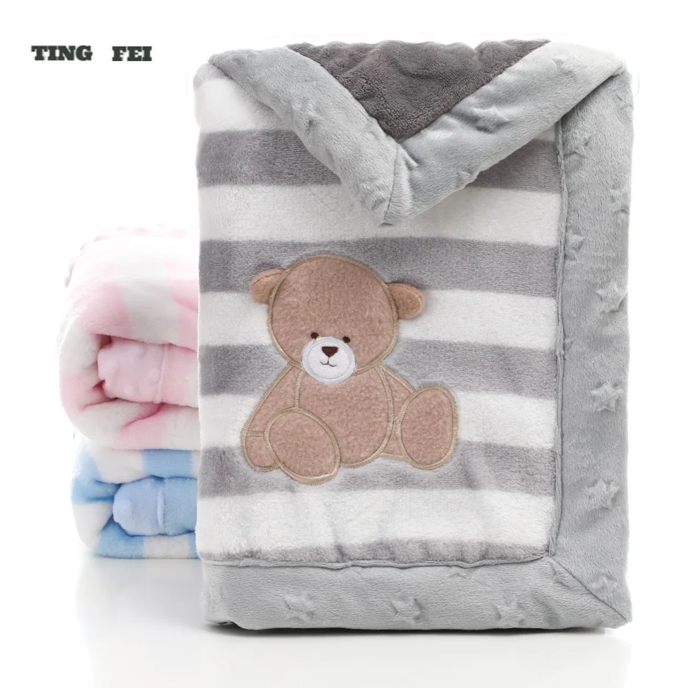 

75X100cm Baby Double Layer Blanket 7 Colors Stripe Bear and Pink Heart Simple Printing Flannel Children Lamb Woo Blanket