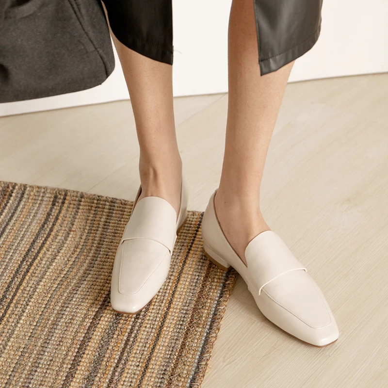 

2021 spring and summer new simple flat loafers small leather shoes