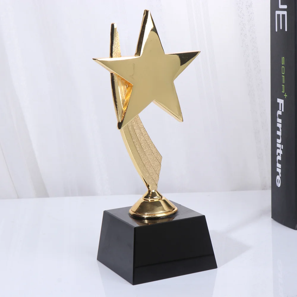 

1PC Golden Star Design Award Trophy Resin Reward Prizes Decor Gift Awards Trophy for Sports Competition Games