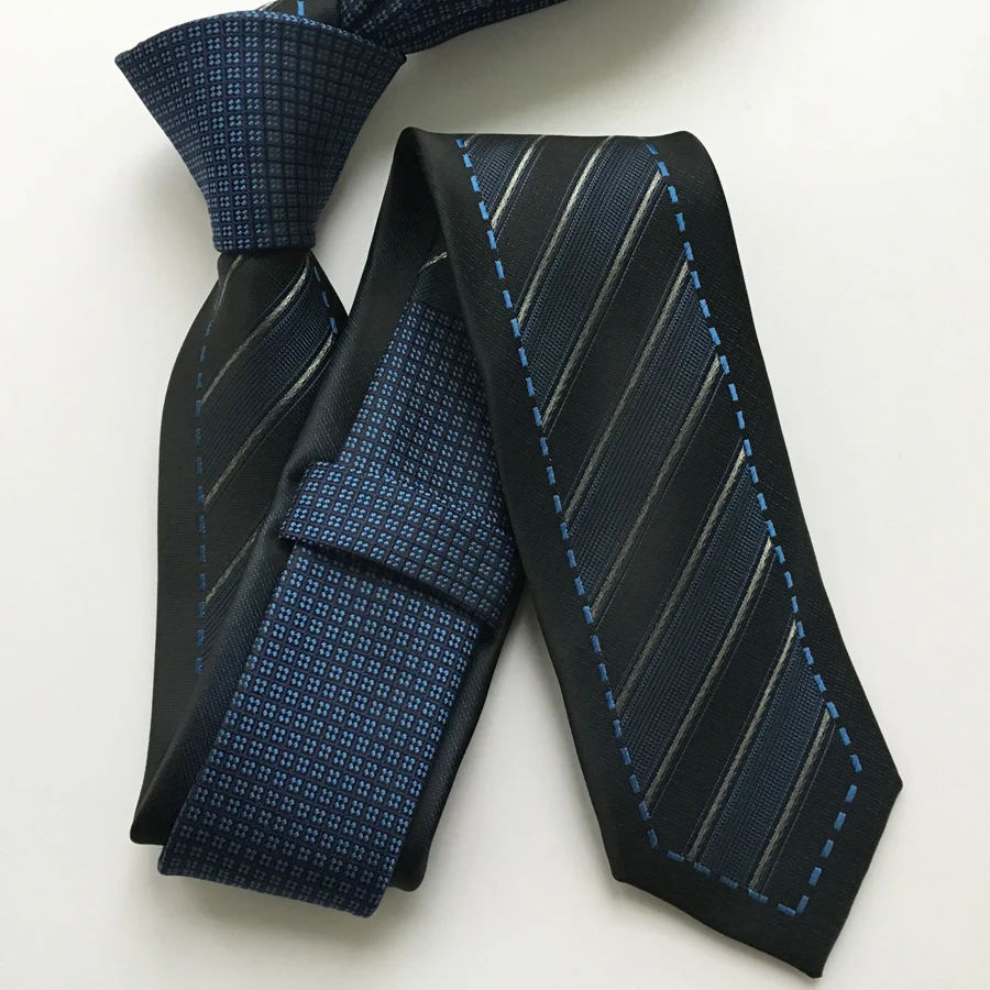 Какой цвет галстука подходит к графитовому костюму?