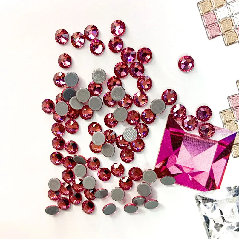 Высокое качество с украшением в виде кристаллов утверждаемая нагреванием стразы