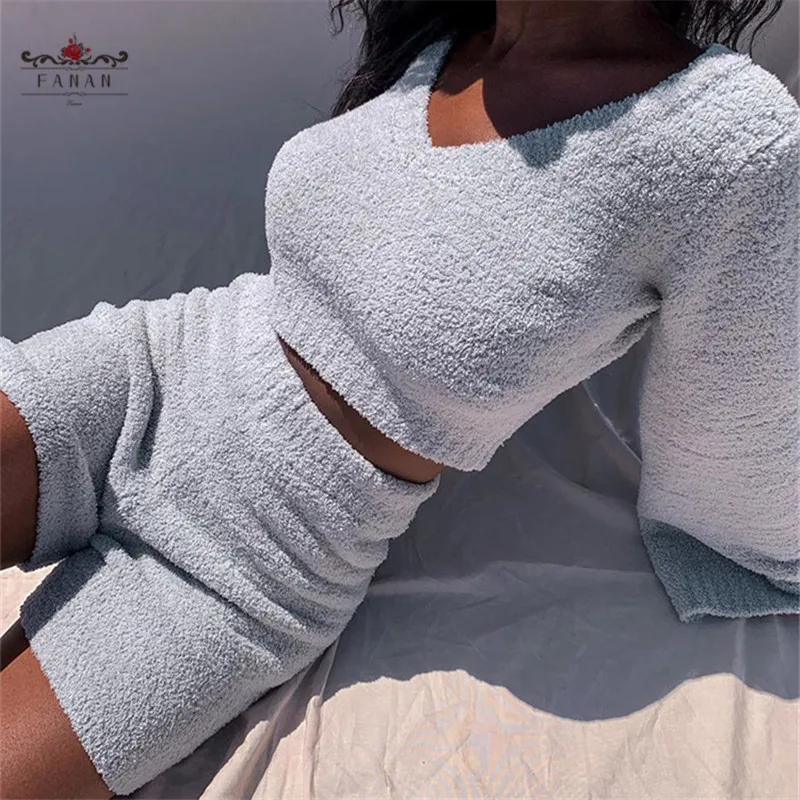 

Sexy Fur Women Set V-Neck Crop Tops Suits Flared Long Sleeve Short Tops High Waist Shorts 2pcs Sets Plush Casual Club Outfits