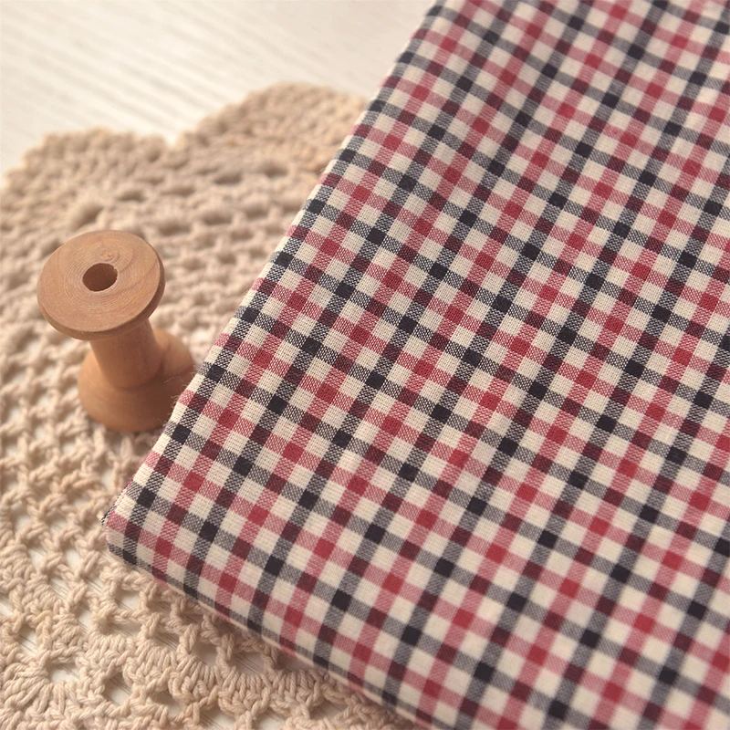 

Half Meter Red Black White Little Plaid 2 Layers Pure Cotton Fabric For Baby Upper Clothes Garment Table Cloth Scarf Tissue A26
