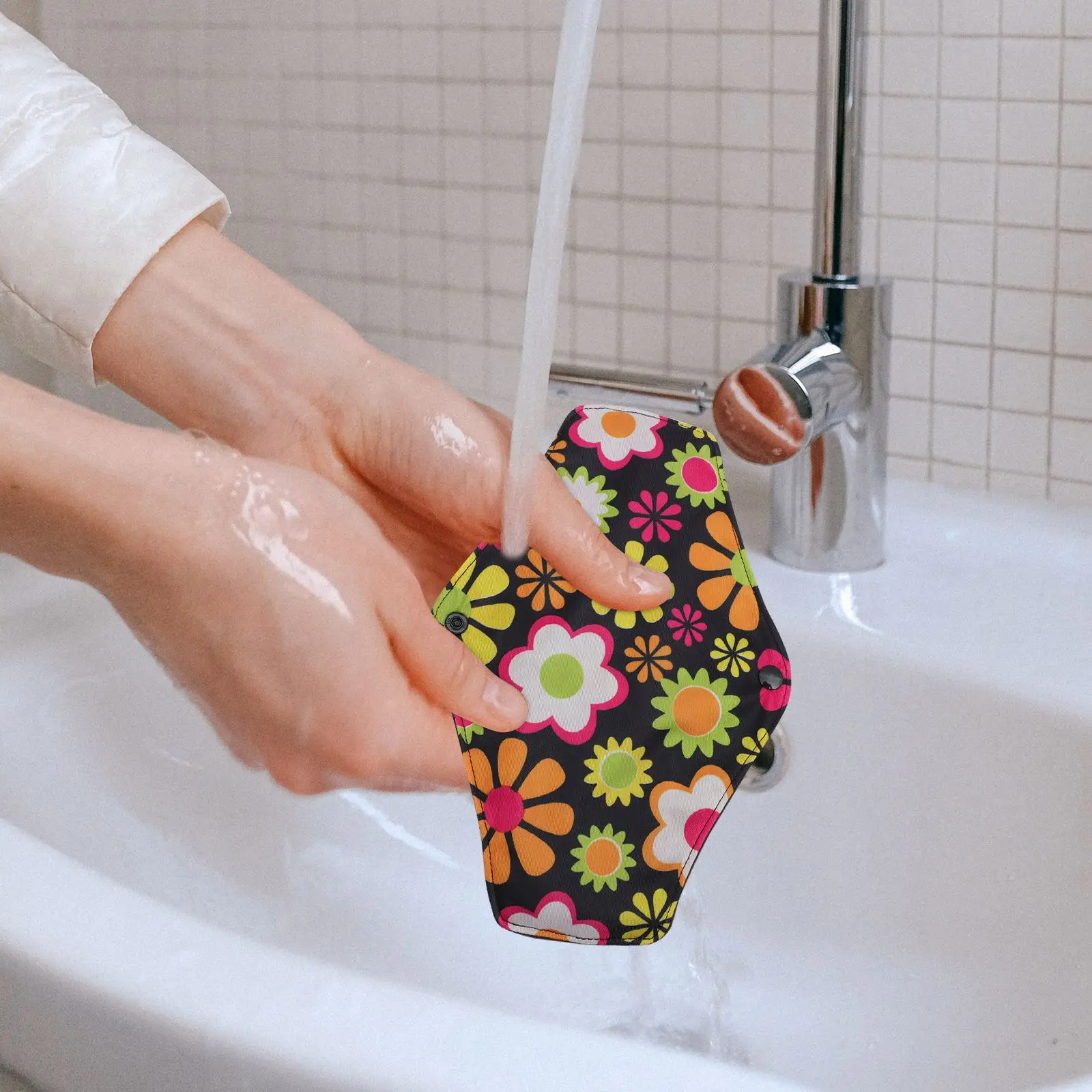 

1pc Reusable Durable Printing Menstrual Pads Sanitary Pads for Girls Ladies Women