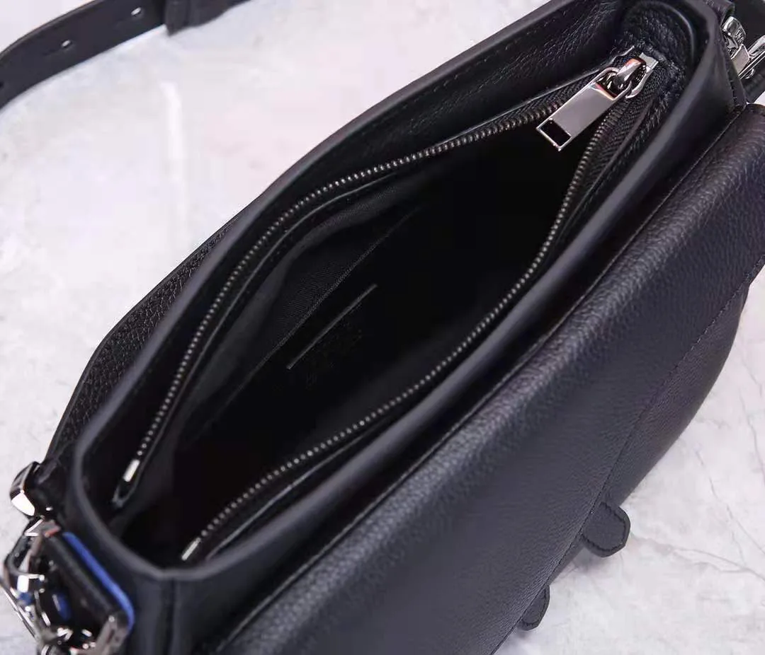

2021 new car stitching bag, leather women's bag fashion classic one-shoulder cross-body bag, bag cap type pull strap bag,