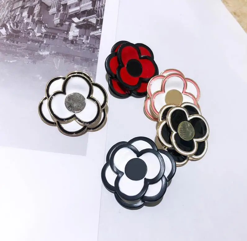 

Button round flower clothes decoration OEM button set of 10