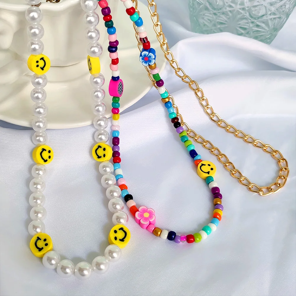 

Handmade Layered Rainbow Rice Bead Smiley Flower Choker Necklace For Women Smiley Imitation Pearl Necklace Bohemia Party Jewelry