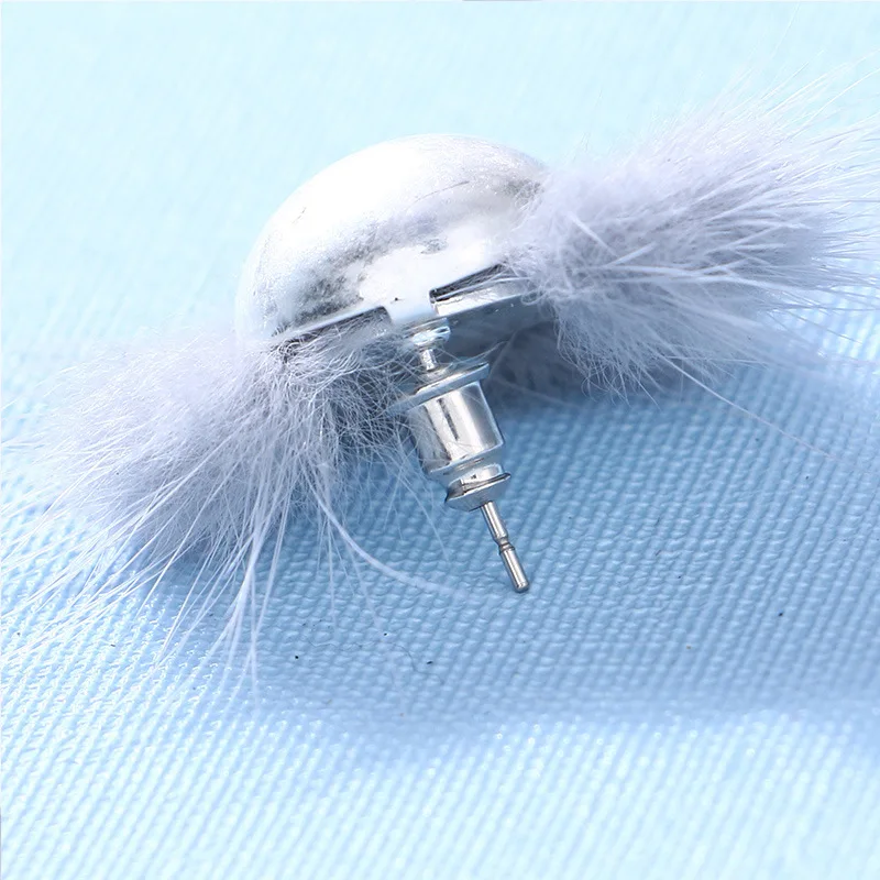 Женские серьги-гвоздики из меха норки ELEGANCE11 2019 | Украшения и аксессуары