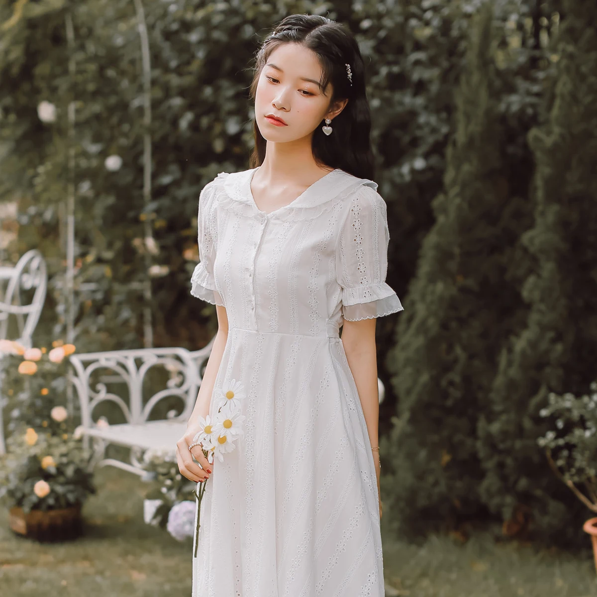 

COIGARSAM Vintage Women dress High Waist Hollow Out Dresses White 2561