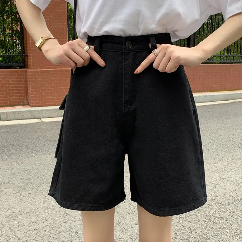 

Korean Ins Is Easy to Wear! Simple Black and White Basic Style Curling Solid Color High Waist Versatile Slimming Denim Shorts