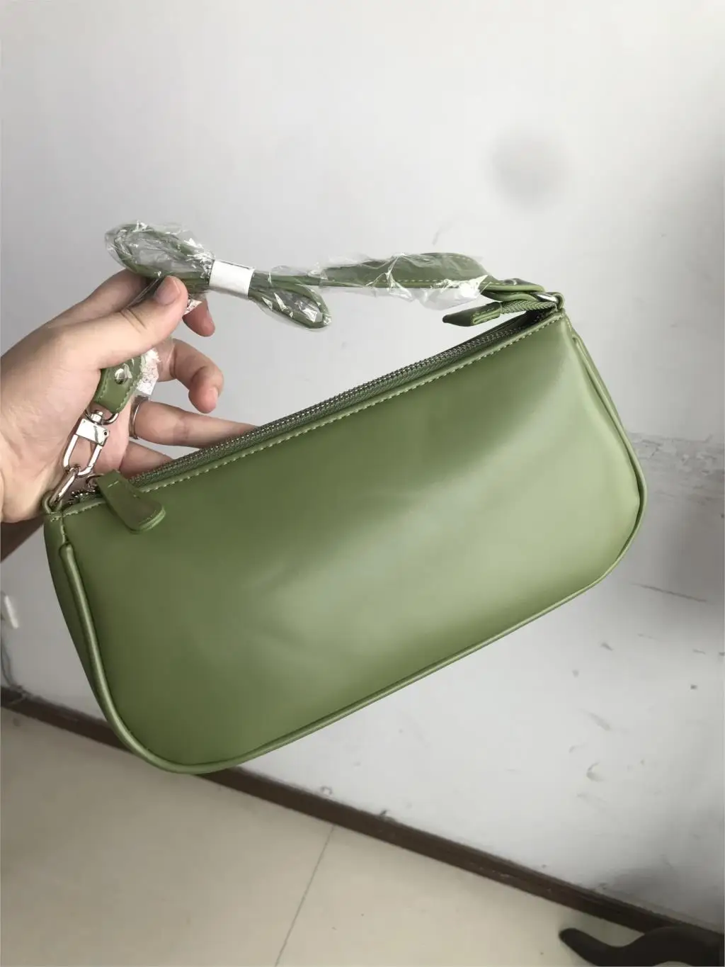 green Женская сумка-багет с крокодиловым узором, лакированная кожа, сумки в винтажном стиле, роскошные дизайнерские сумки-тоут, брендовые маленькие клатчи - Цвет: green