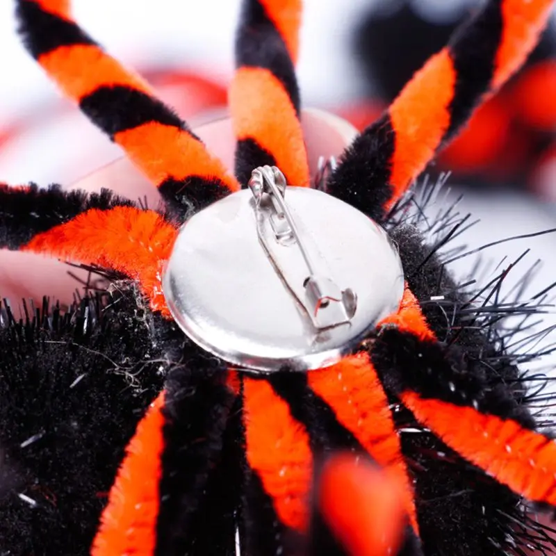 

5PCS Halloween Ornaments Party Spider Props Toy Haunted House Bar Decor Spider Pops Ring Brooch Head Hoop Bracelet Halloween Dec
