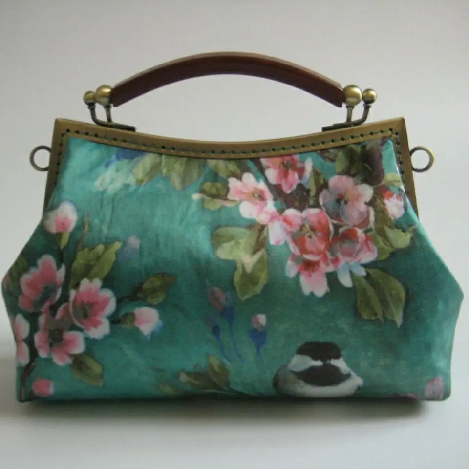 

Handmade Vintage Print Flowers Bags Bag Hand Kiss Lock Shell Women's Handbags Purses Chain Lady Women Shoulder Crossbody Bags