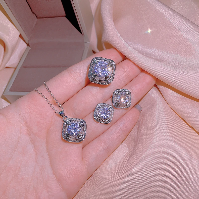 

2023 New Fashion New Ladie Jewelry Sparkling Geometric Zircon Jewelry Ring Earring Necklace Three-piece Set To Attend The Prom