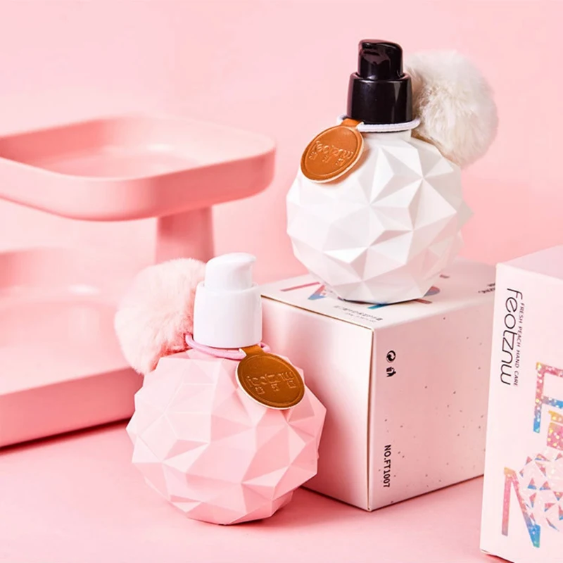 Крем для рук милый увлажняющий питательный отбеливающий антивозрастной