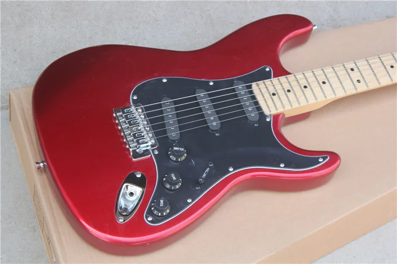 Завод магазин металлический красный корпус черный pickguard ST с подписью кленовый