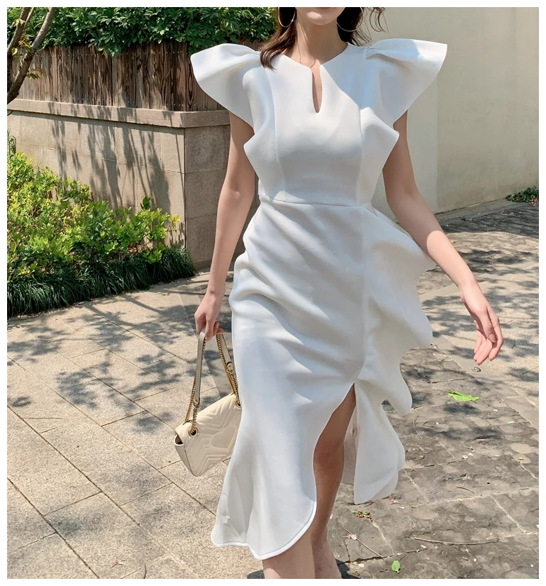 

Small White French Dress Niche Design Three-dimensional Ruffled Irregular Hem Slim Fit Hip Dress Dress Dresses