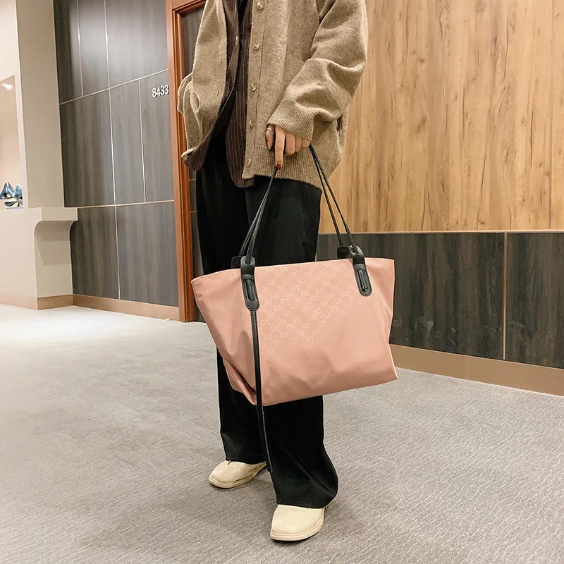 

Large Bag Women's New Commuter Large-capacity One-shoulder Bag Fashion All-match Tote Bag Shopping Bag