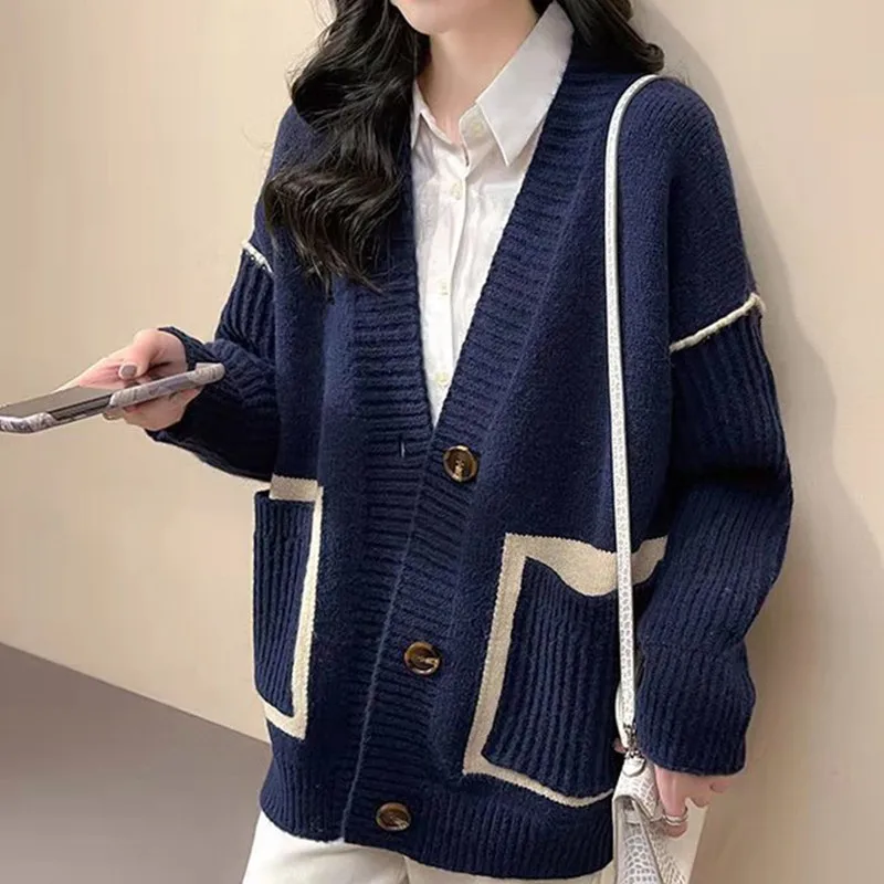 

Vintage Office Lady Plus Size Pocket Sweater Women Spring And Autumn Loose V-Neck Single Breasted Solid Color Knitted Cardigan