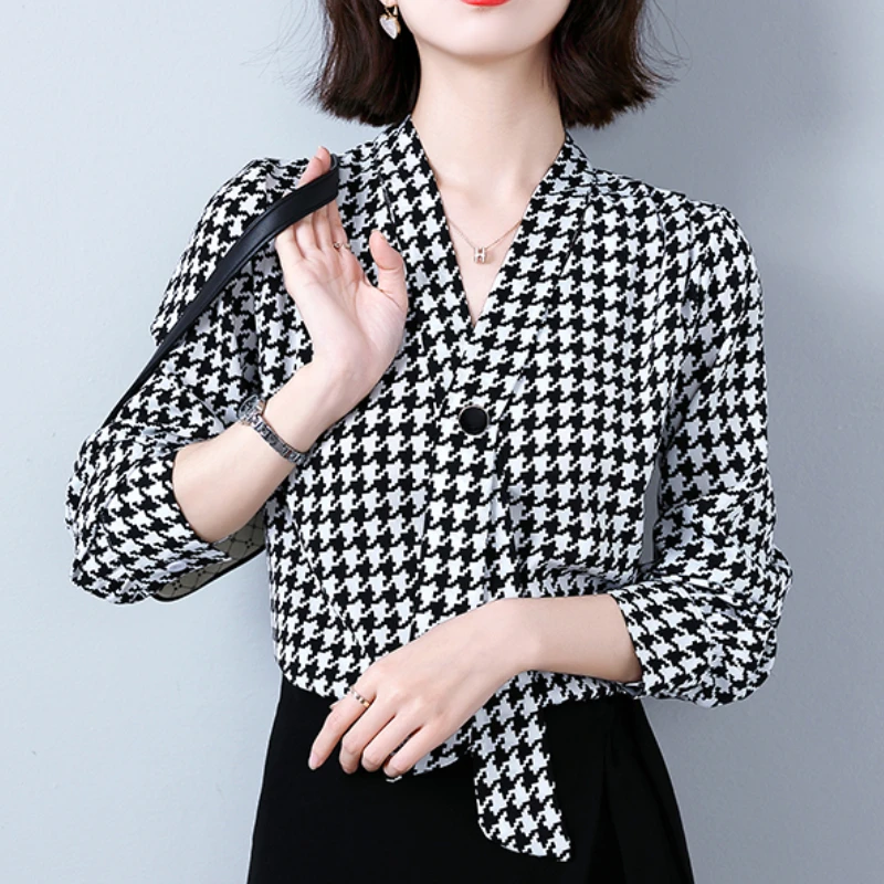 

V-neck Houndstooth Plaid Design Blouse Shirt Vintage Fashion temperament Female ladies top Long sleeve Spring Women shirt 238C