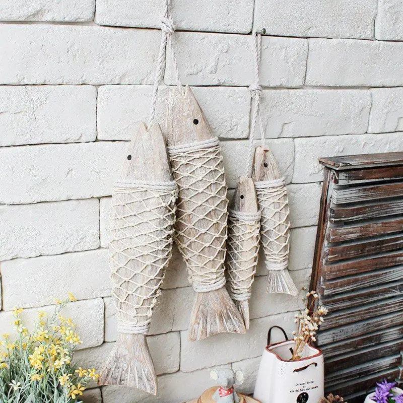 2pcs Natural Wood Fish Hand Carved Hanging Marine Coastal Wooden Fish Wall Sculptures DIY Home Room Nautical Decor