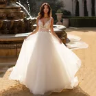 Платье свадебное кружевное в стиле бохо, с аппликацией