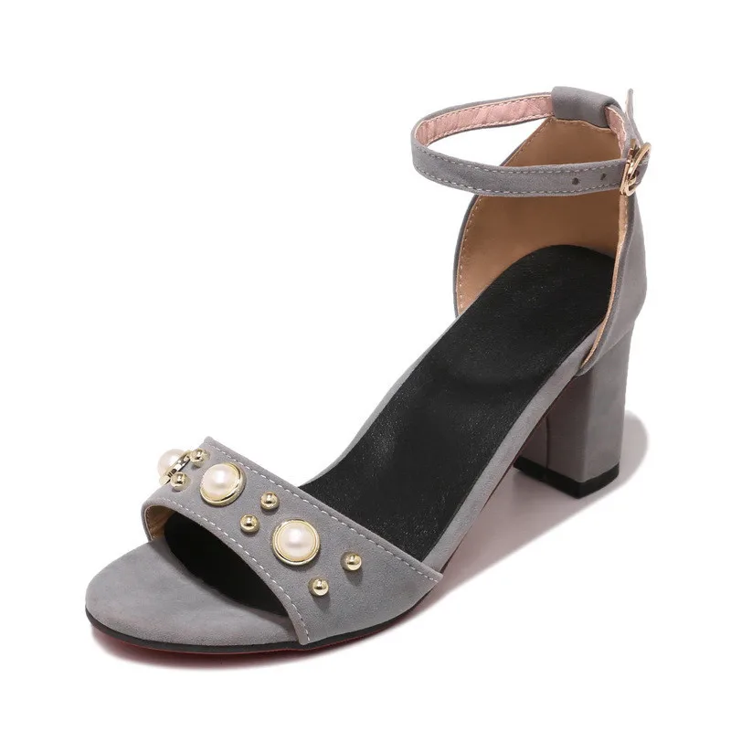 

2019 New Summer Women Shoes Fashion Pearl Rivets Women Sandals Square Heels sandalia feminina Plus Size 34-43 XKD4219