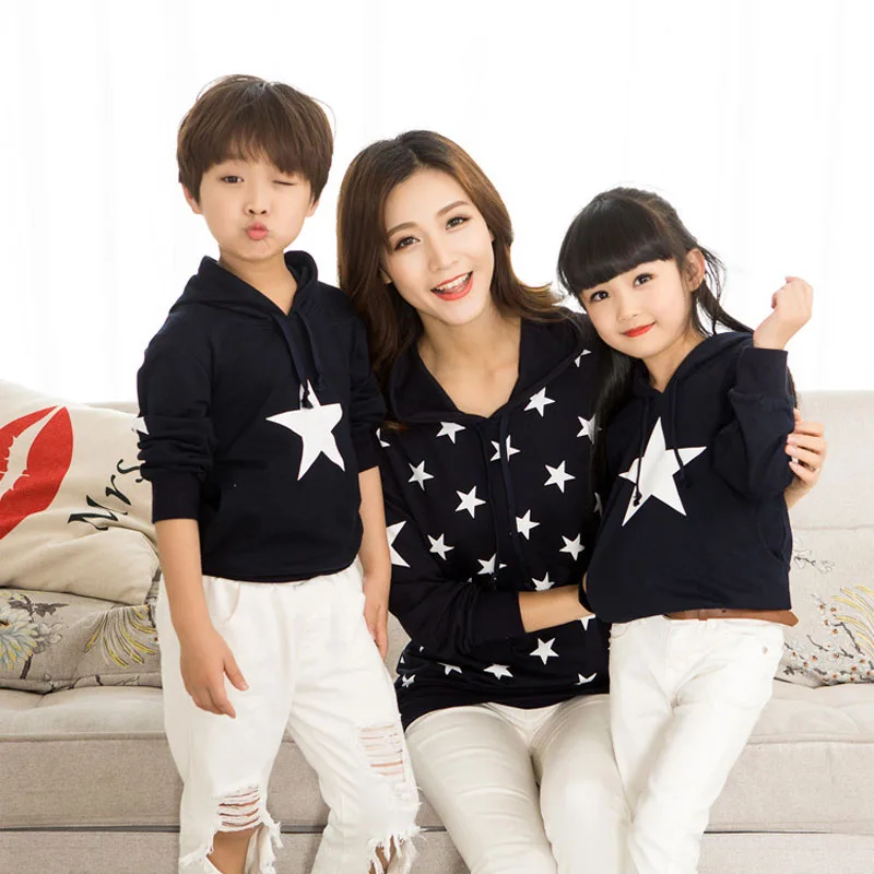 Семейный комплект одежды осенне зимняя хлопчатобумажная толстовка с капюшоном и