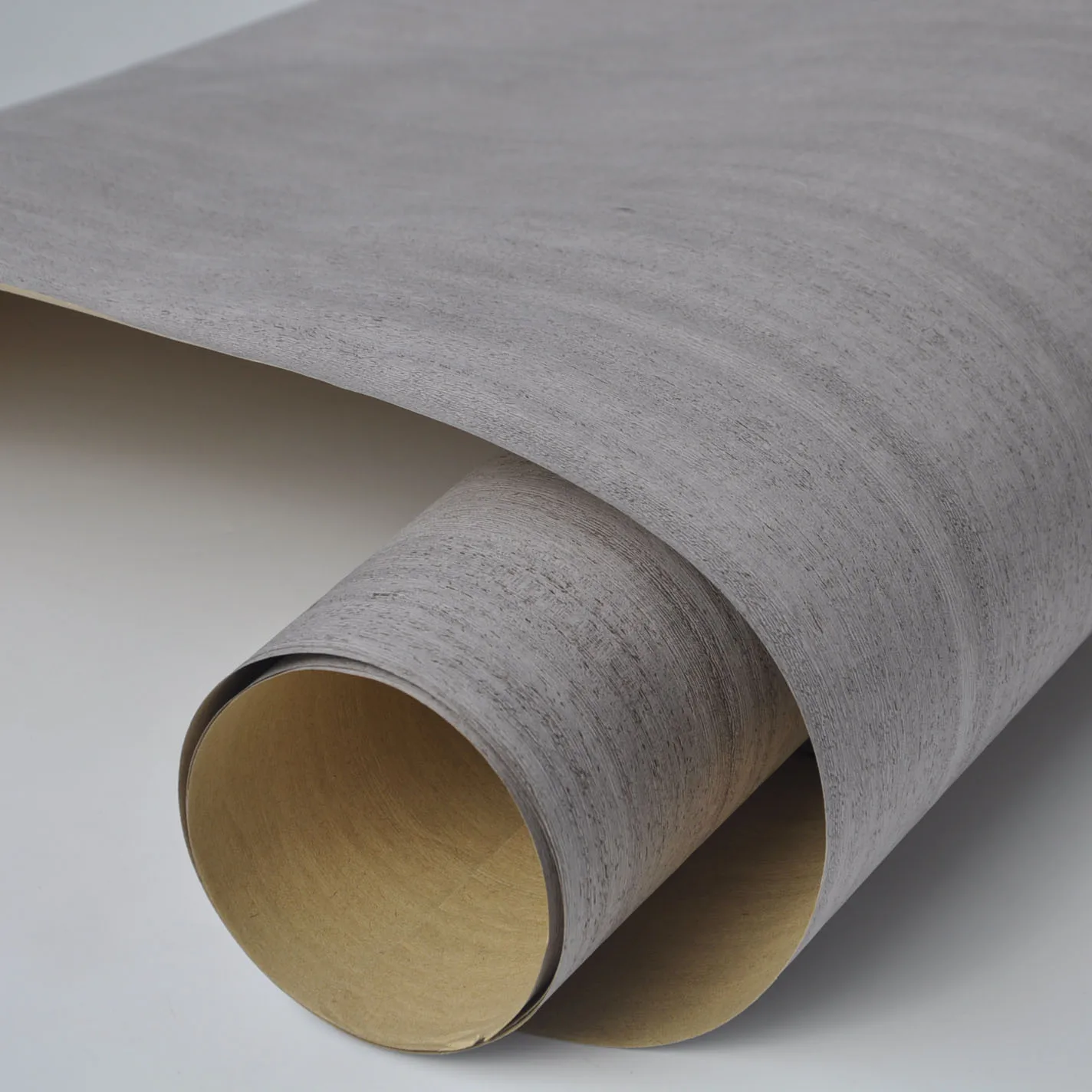 Шпон из крафт бумаги Гренландии окрашенный шпон венге 2500 мм * 600 для кухонной