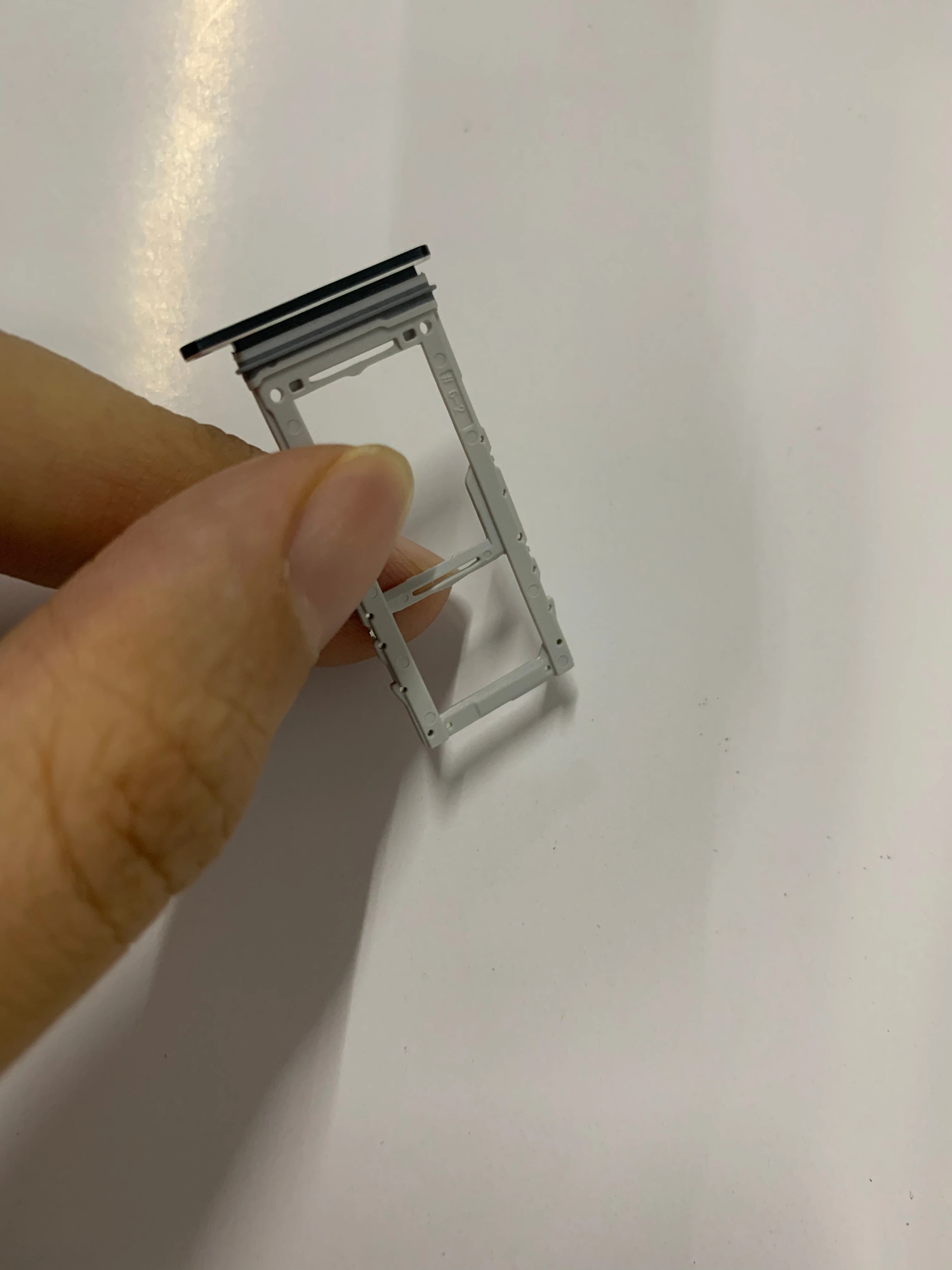 

Original Dual SIM Card Slot Holder Tray Slot Replacement Part For Samsung Galaxy Note 10 Plus N9765 New In Stock