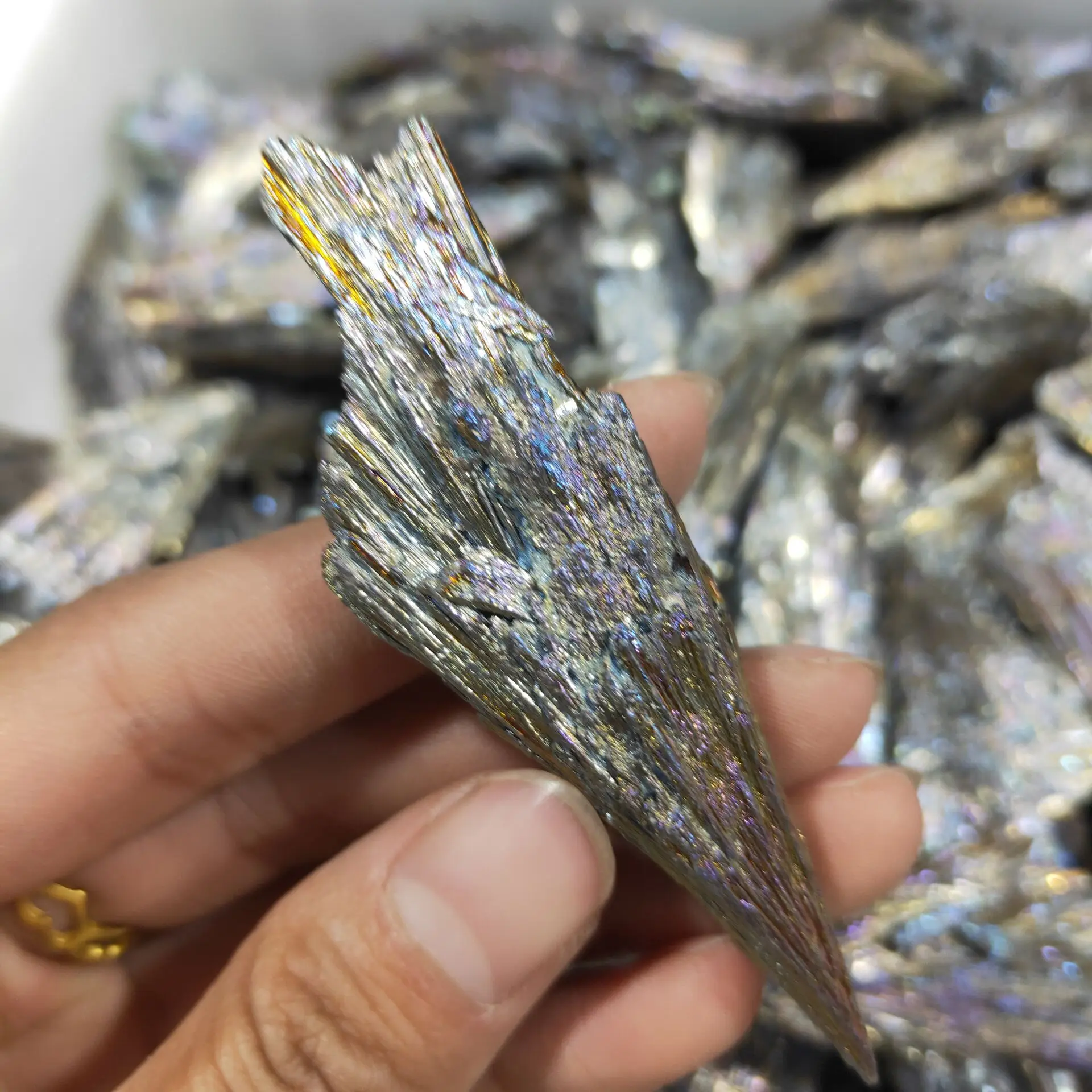 

1pcs 15-35g Natural fan-shaped Raw Black Tourmaline Electroplating Mineral Crystal stone specimen