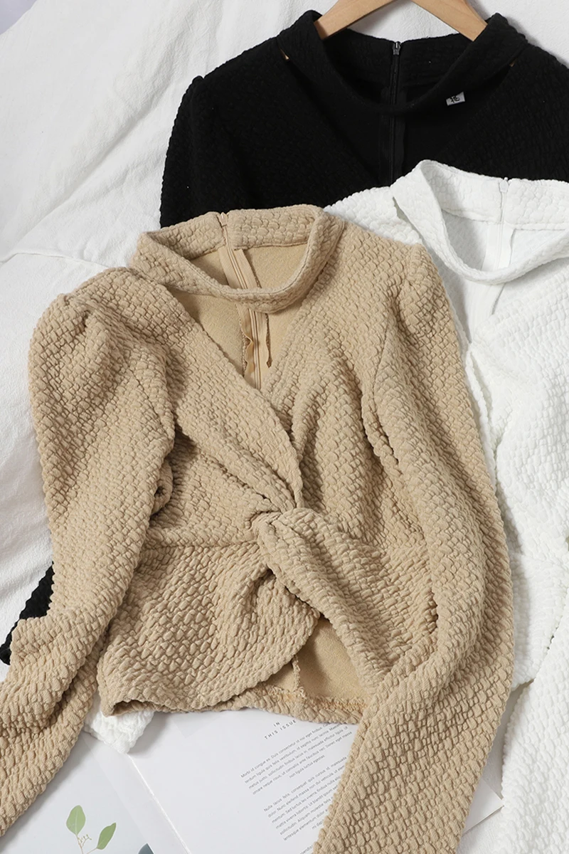 

Spring Autumn 2021 Black/Beige Shirts Women Elegant Halter Hollow Out Tees Female Draped Long Sleeve T-Shirt Fashion 2021 New