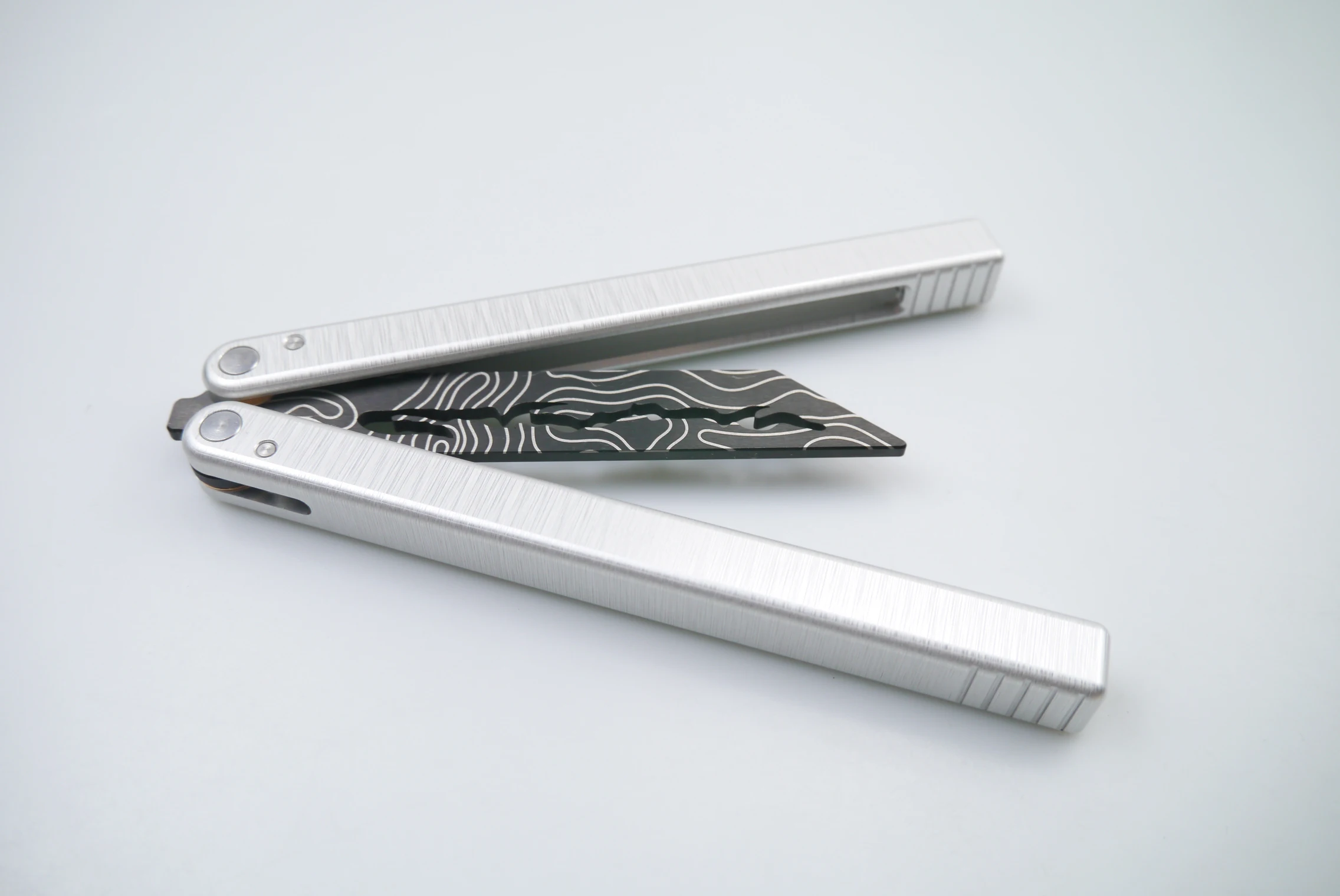 Satin Finish BALI  HIGH Quality MATERIAL ACCURATED Tolerance Bushing Balisong Trainer